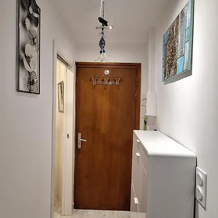 Lumineux Avec Stationnement Proche Monaco, Nice, Et Gare Apartament *